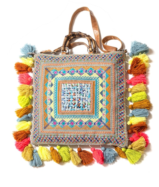 zestaw haftowanych elementów